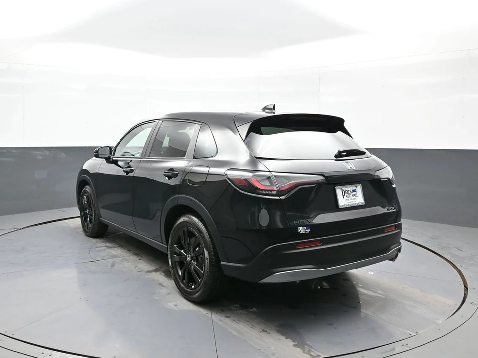 2026 Honda HR-V 3rd Gen - Image 8 of 21