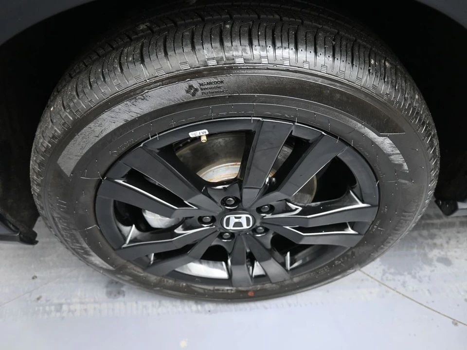 2026 Honda HR-V 3rd Gen - Image 14 of 21