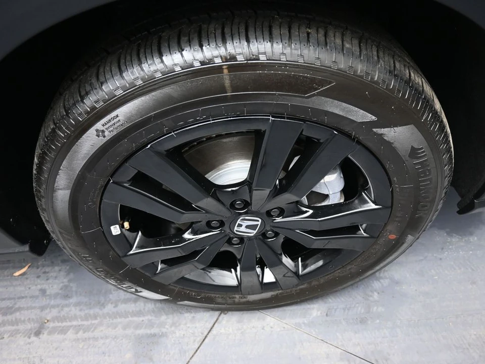 2026 Honda HR-V 3rd Gen - Image 13 of 21