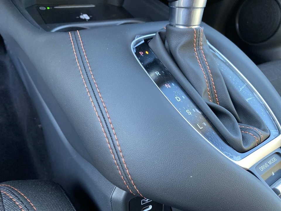 2026 Honda HR-V 3rd Gen - Image 9 of 16