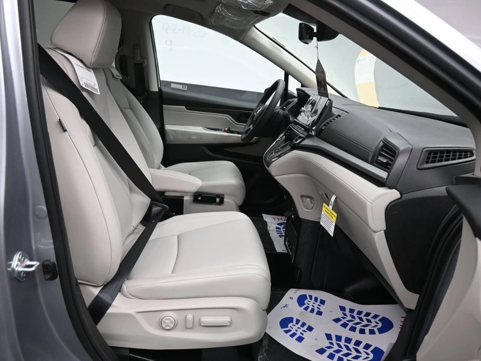 2026 Honda Odyssey - Image 11 of 21