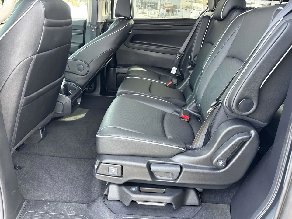 2026 Honda Odyssey - Image 10 of 21