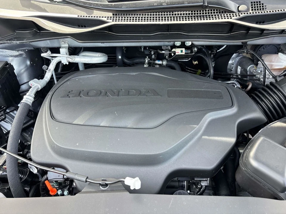 2026 Honda Odyssey - Image 8 of 21