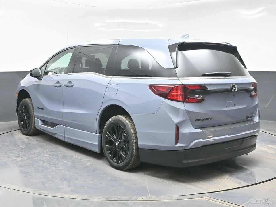 2026 Honda Odyssey - Image 6 of 12