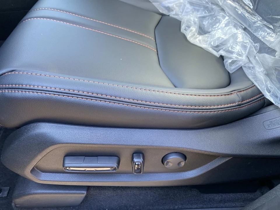 2026 Honda Pilot 4th Gen - Image 12 of 19