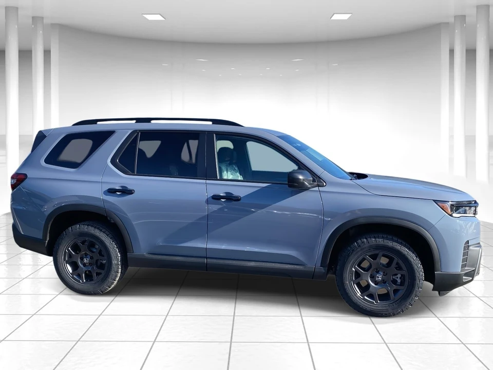 2026 Honda Pilot 4th Gen - Image 2 of 19