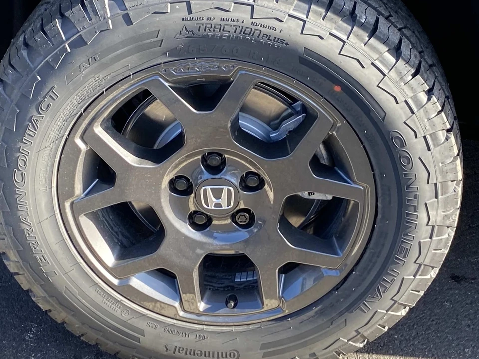 2026 Honda Pilot 4th Gen - Image 4 of 19