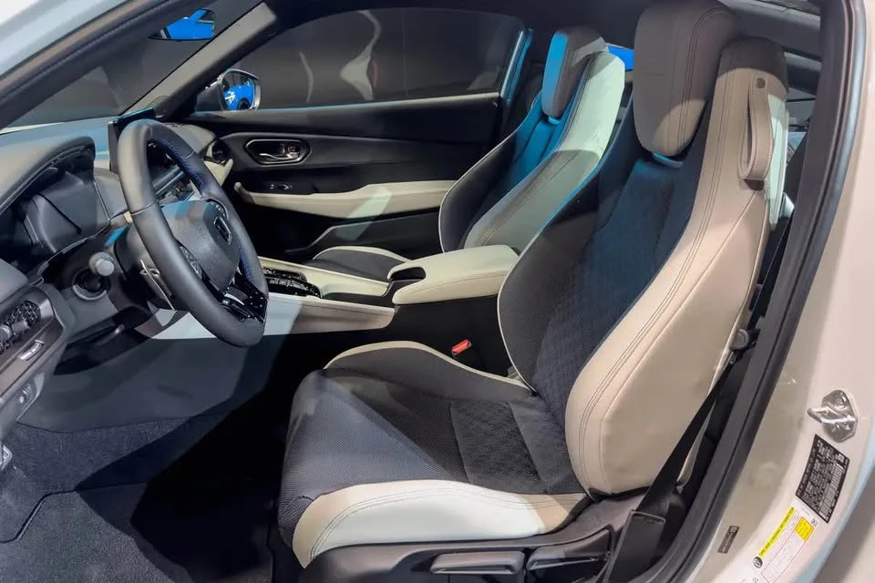 2026 Honda Prelude - Image 2 of 2