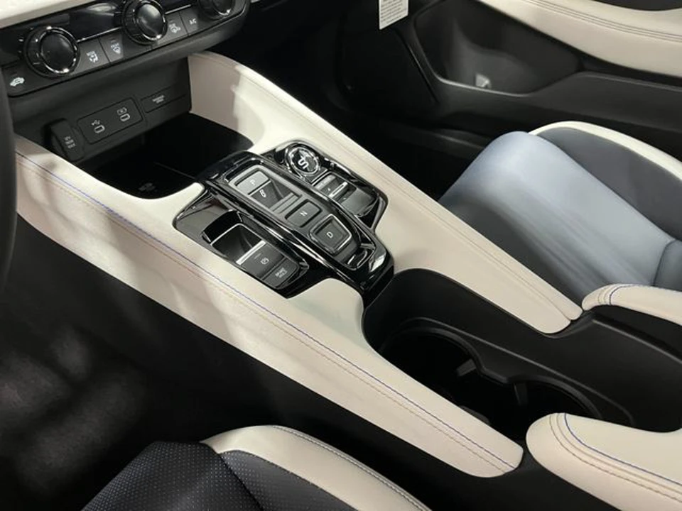 2026 Honda Prelude - Image 16 of 30