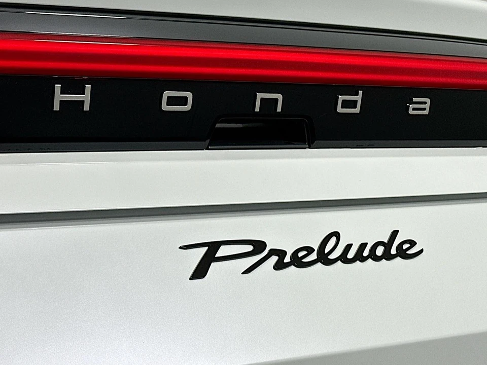 2026 Honda Prelude - Image 8 of 23