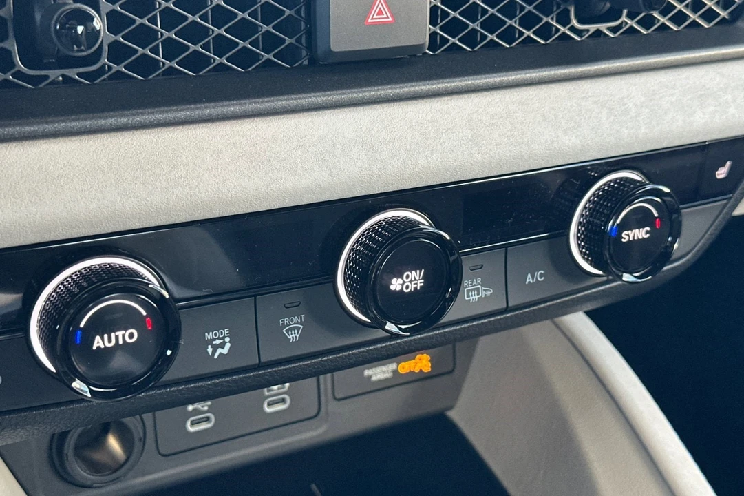 2026 Honda Prelude - Image 17 of 28