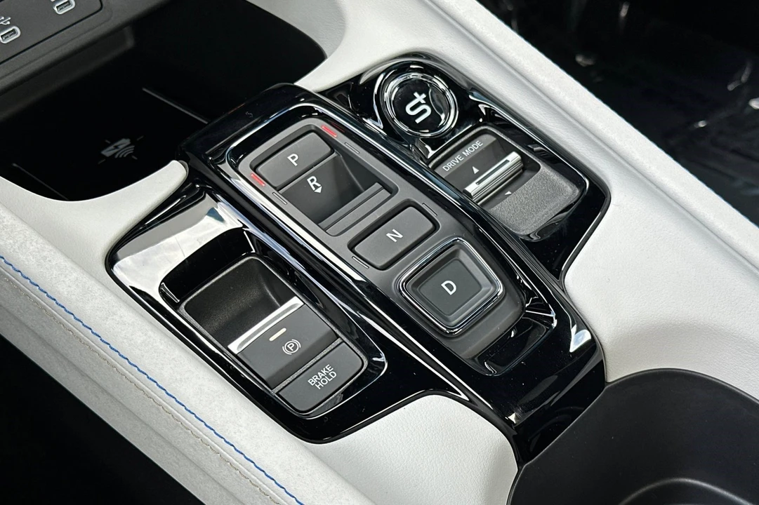 2026 Honda Prelude - Image 16 of 31