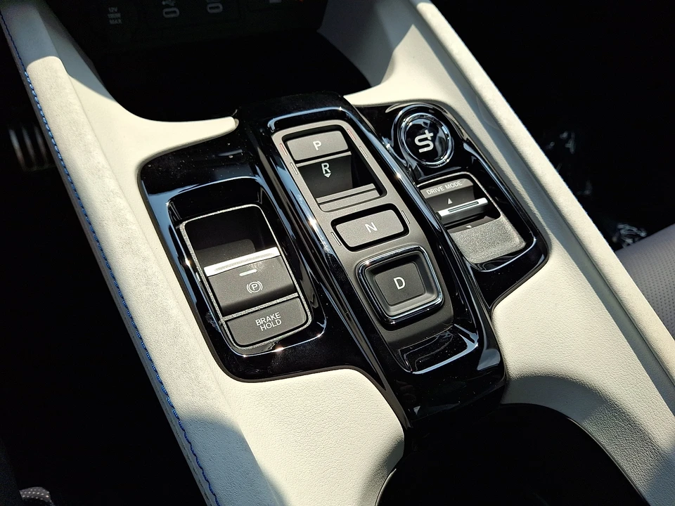 2026 Honda Prelude - Image 8 of 15