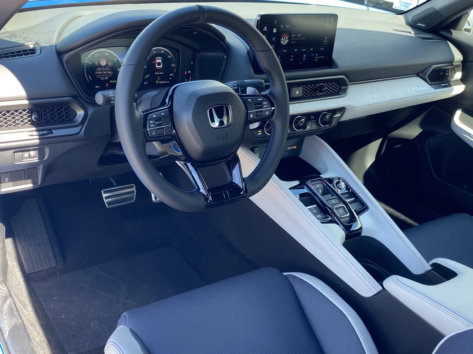 2026 Honda Prelude - Image 12 of 18