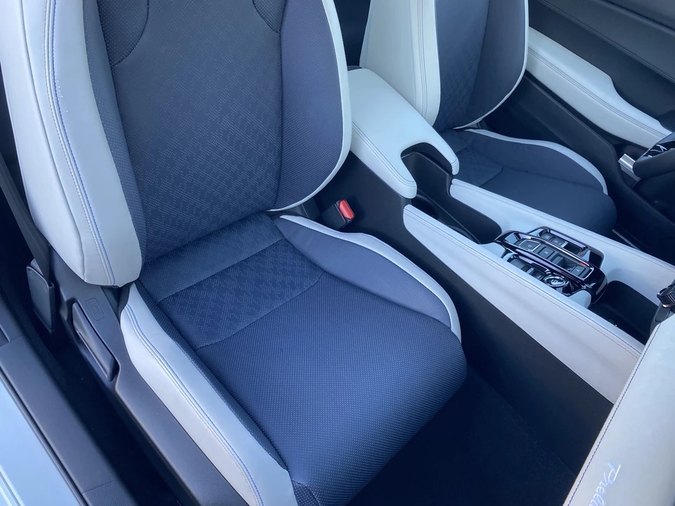 2026 Honda Prelude - Image 8 of 18