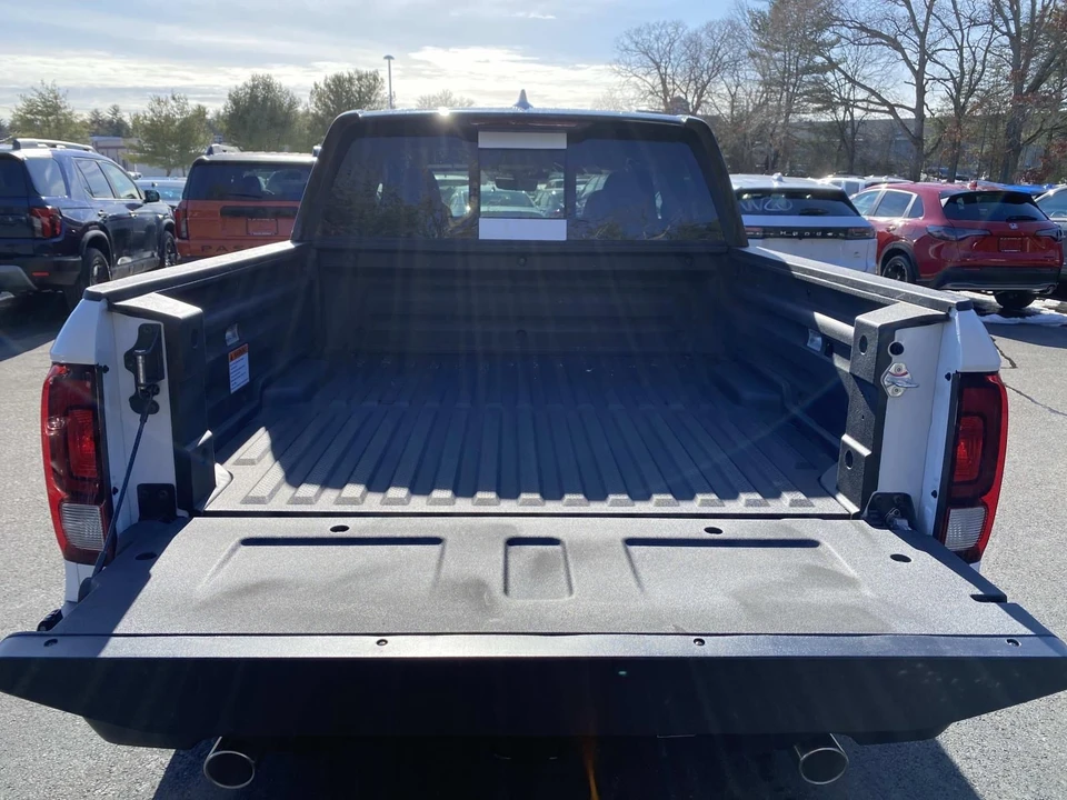 2026 Honda Ridgeline 2nd Gen - Image 6 of 17