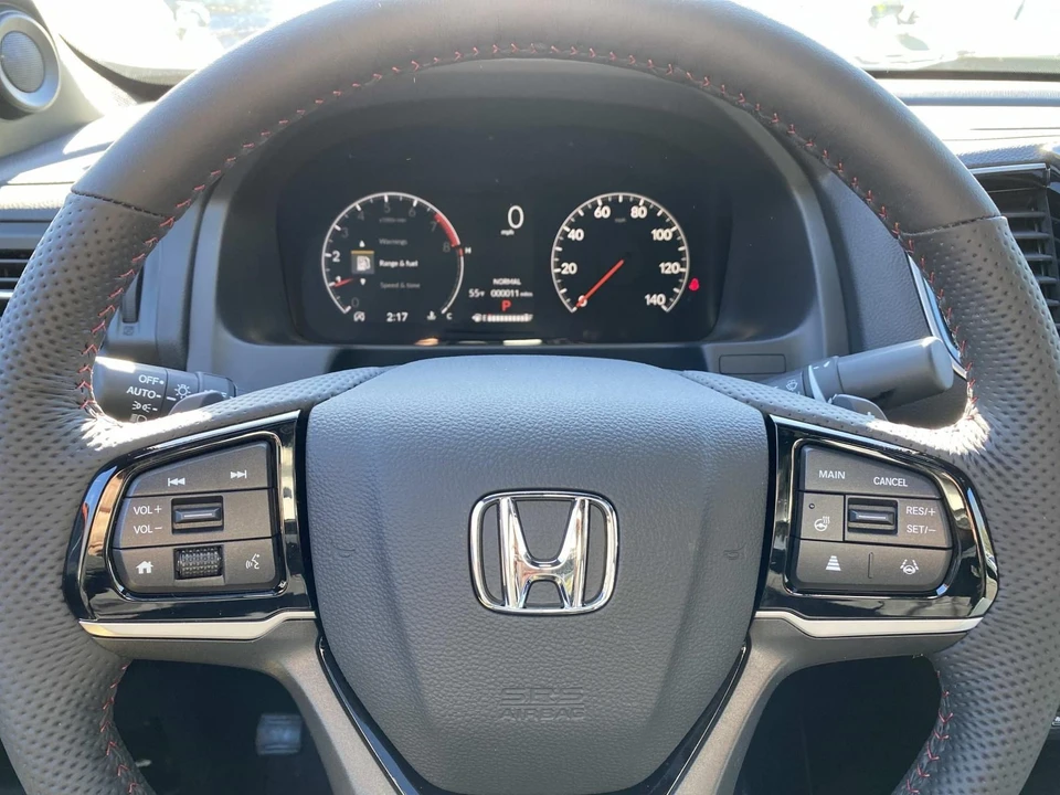 2026 Honda Ridgeline 2nd Gen - Image 14 of 17