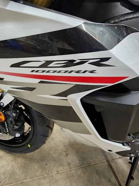2026 Honda CBR - Image 4 of 8
