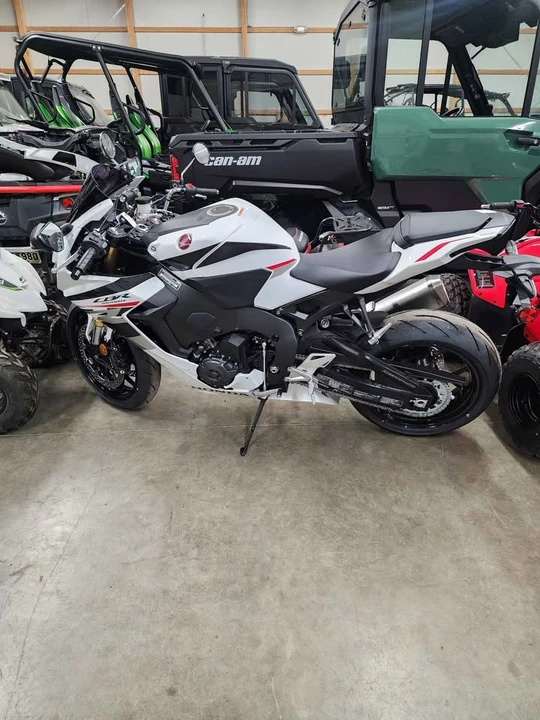 2026 Honda CBR - Image 2 of 8