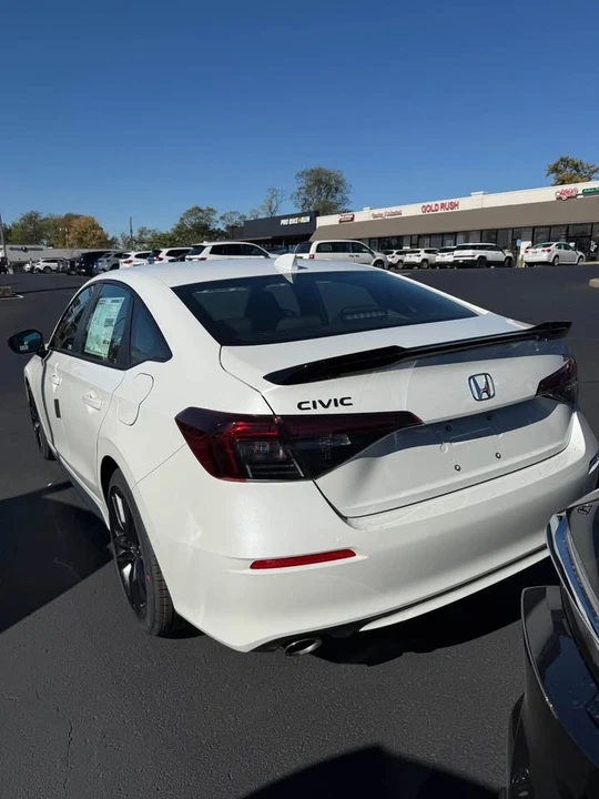 2026 Honda Civic Si 11th Gen - Image 2 of 4