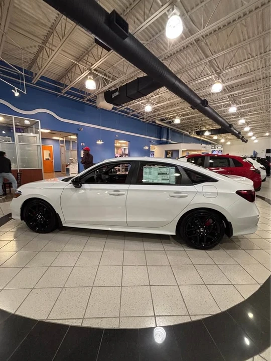 2026 Honda Civic 11th Gen - Image 2 of 6