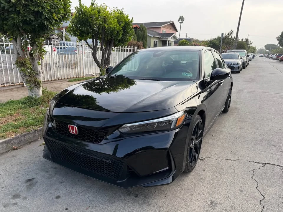 2026 Honda Civic 11th Gen - Image 2 of 8