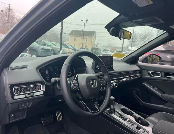 2026 Honda Civic 11th Gen - Image 6 of 10