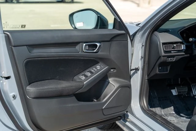 2026 Honda Civic 11th Gen - Image 7 of 12