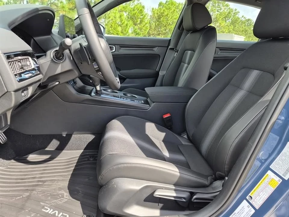 2026 Honda Civic 11th Gen - Image 13 of 19