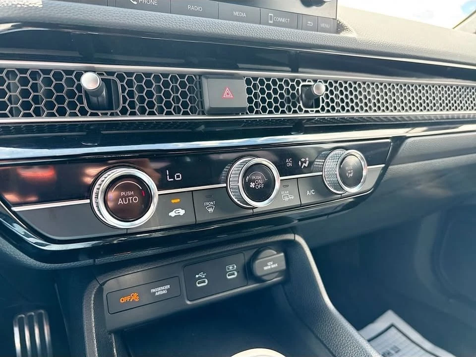 2026 Honda Civic 11th Gen - Image 7 of 12