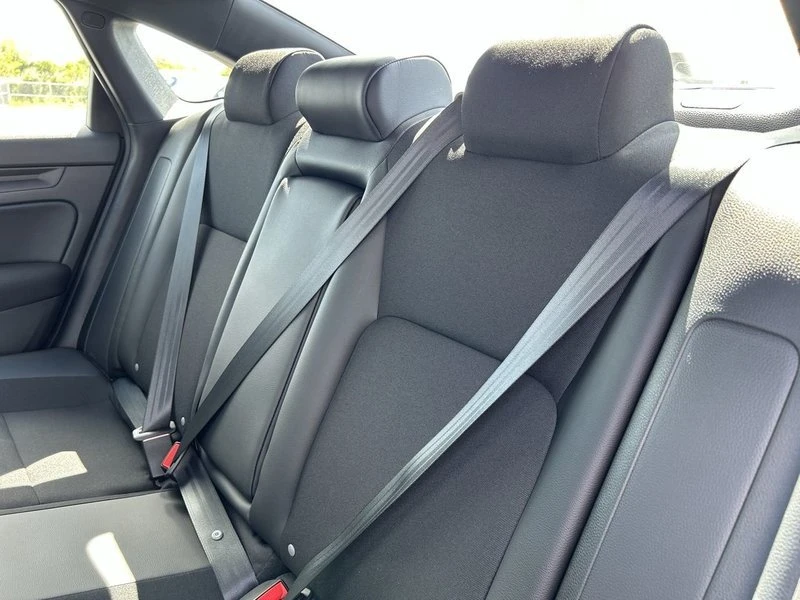 2026 Honda Civic 11th Gen - Image 15 of 18