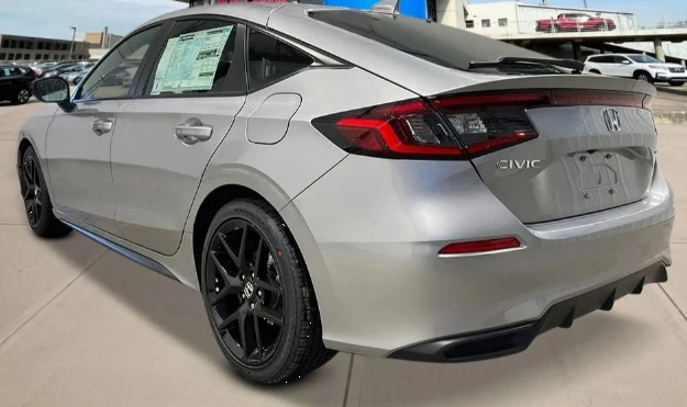 2026 Honda Civic 11th Gen - Image 4 of 11