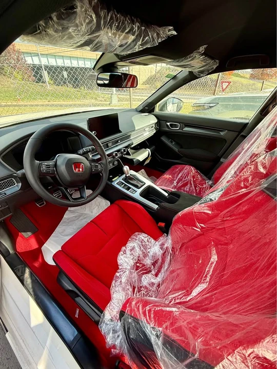 2026 Honda FL5 Civic Type R - Image 3 of 4