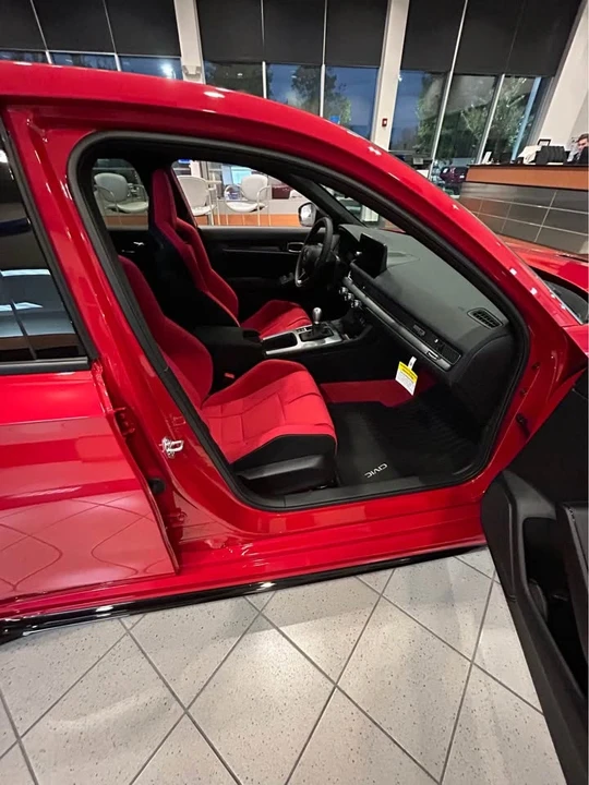 2026 Honda FL5 Civic Type R - Image 8 of 17