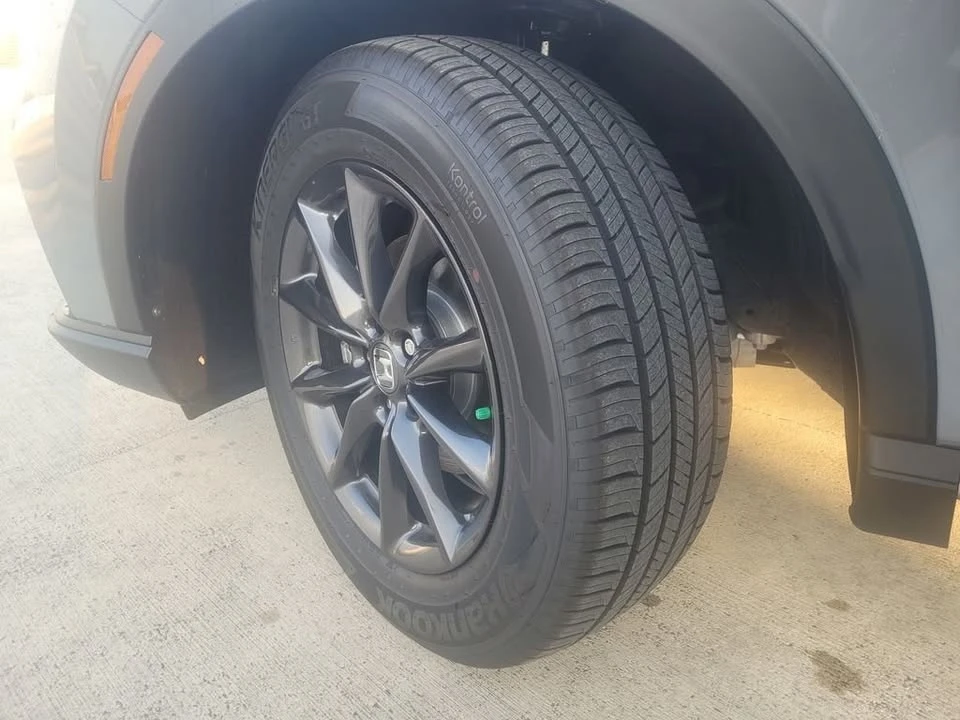 2026 Honda CR-V 6th Gen - Image 8 of 16