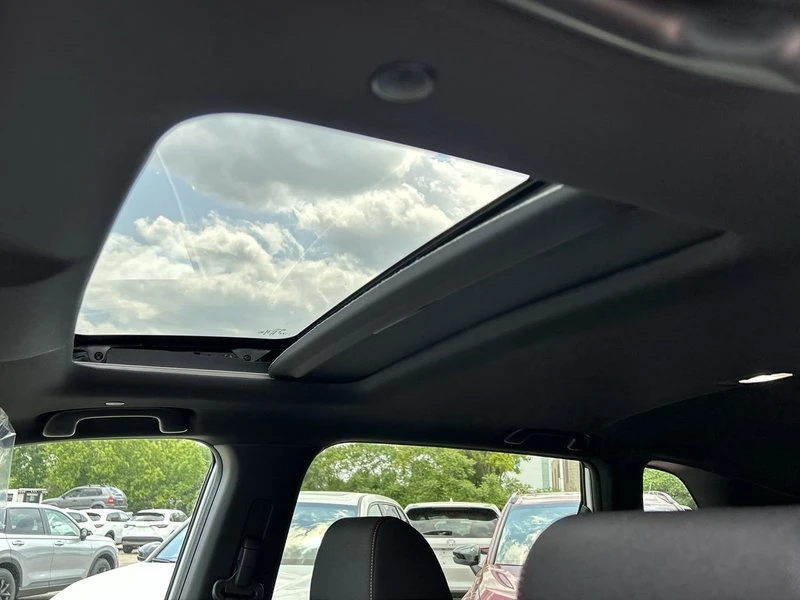 2026 Honda CR-V 6th Gen - Image 15 of 18