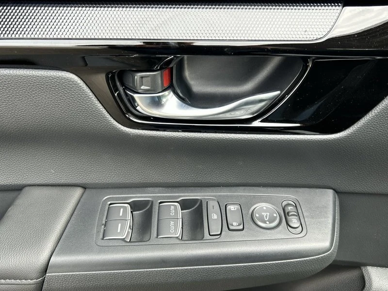 2026 Honda CR-V 6th Gen - Image 17 of 20