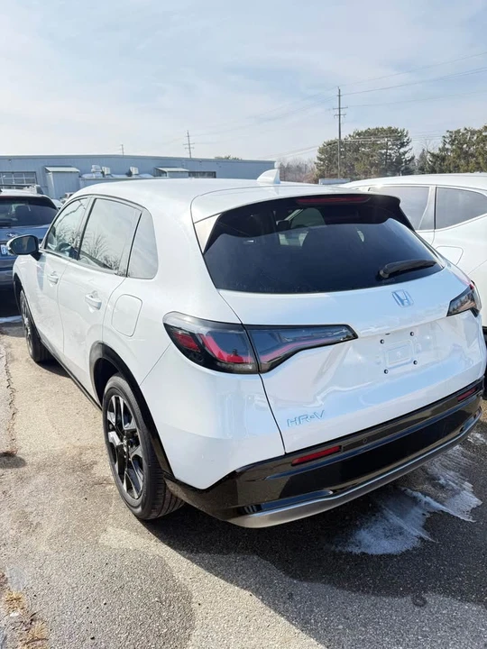 2026 Honda HR-V 3rd Gen - Image 4 of 11