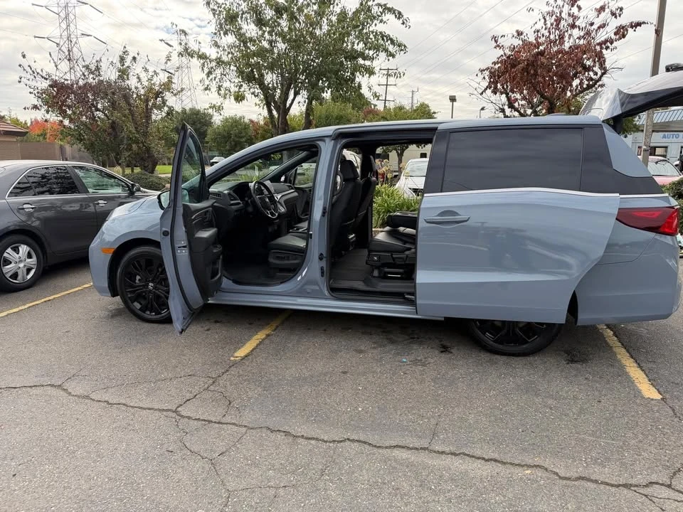 2026 Honda Odyssey - Image 7 of 16