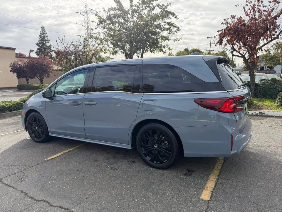 2026 Honda Odyssey - Image 4 of 16