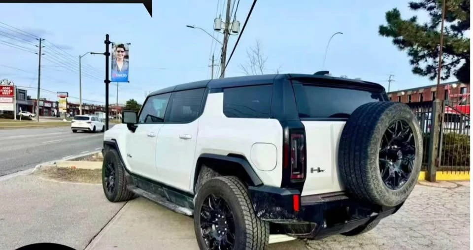 2026 Hummer - Image 3 of 5