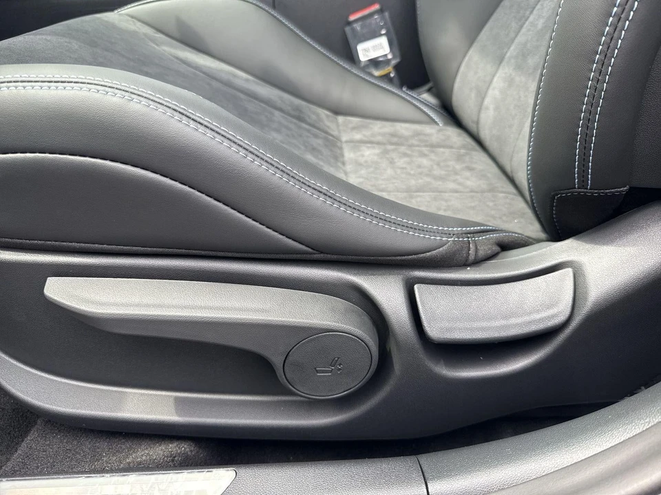 2026 Hyundai Elantra - Image 12 of 17