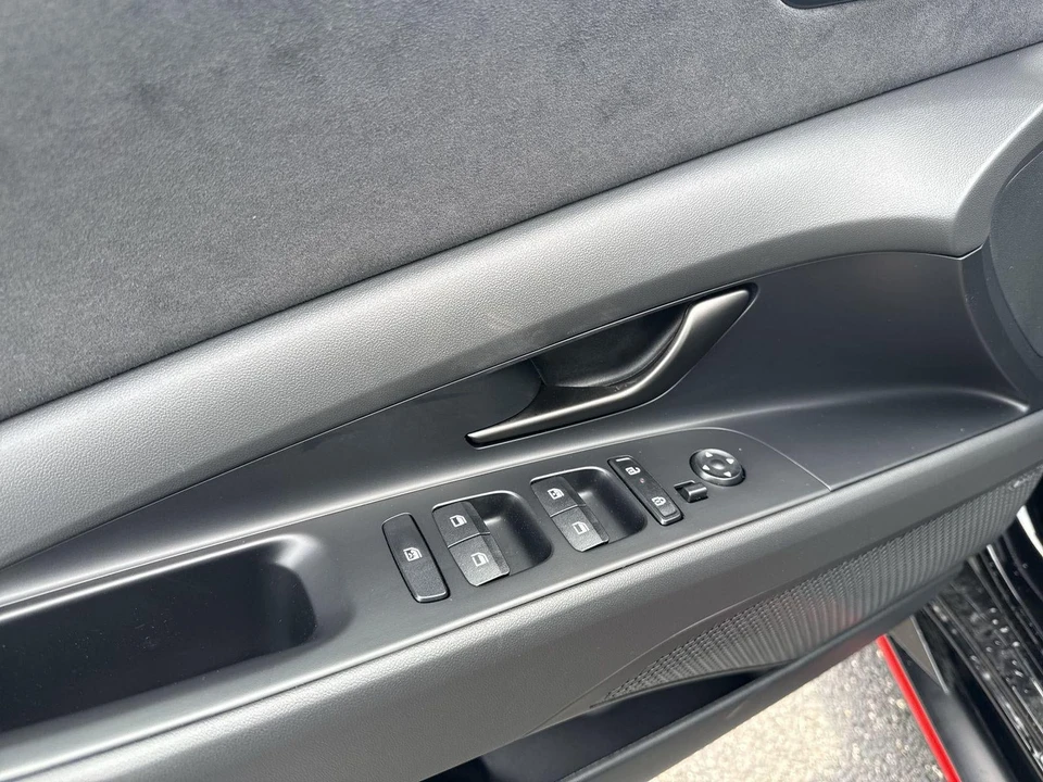 2026 Hyundai Elantra - Image 13 of 17