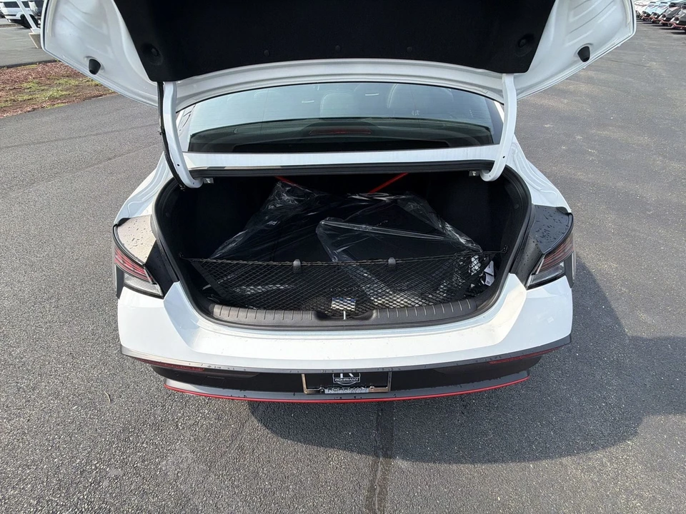 2026 Hyundai Elantra - Image 24 of 31
