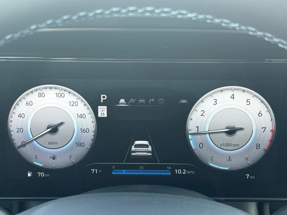 2026 Hyundai Elantra - Image 18 of 31