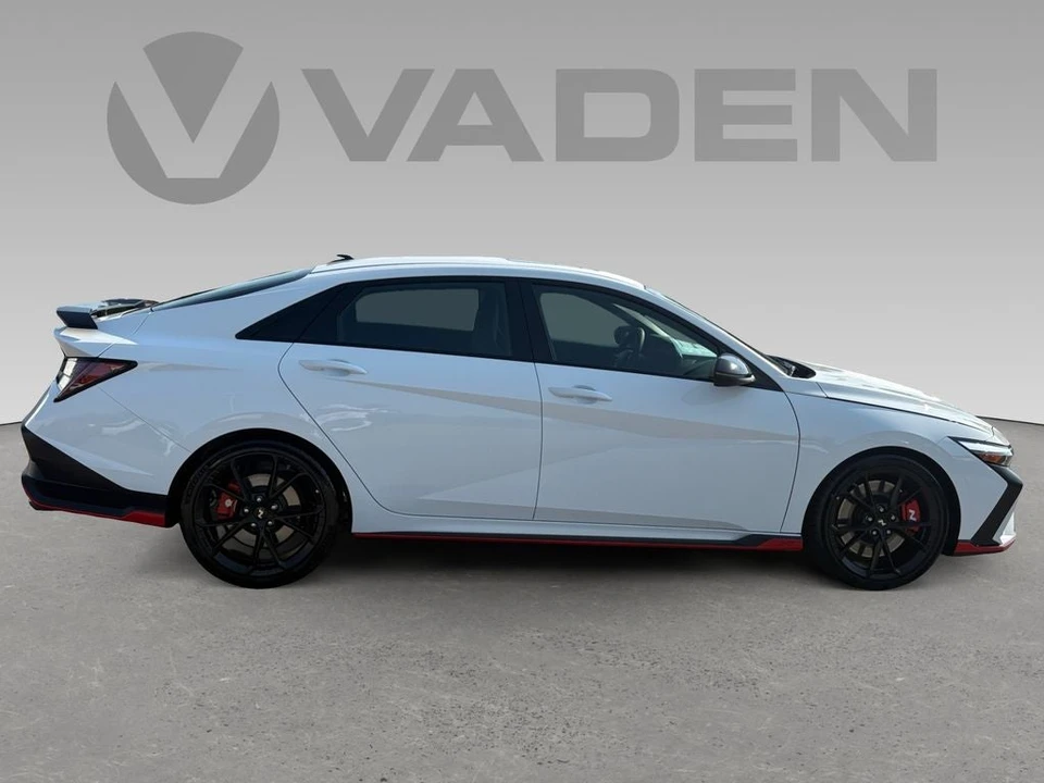2026 Hyundai Elantra - Image 7 of 31