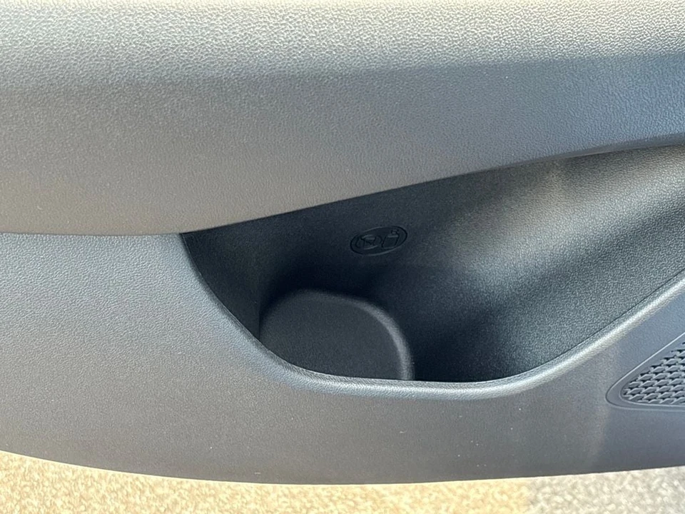 2026 Hyundai Elantra - Image 27 of 31