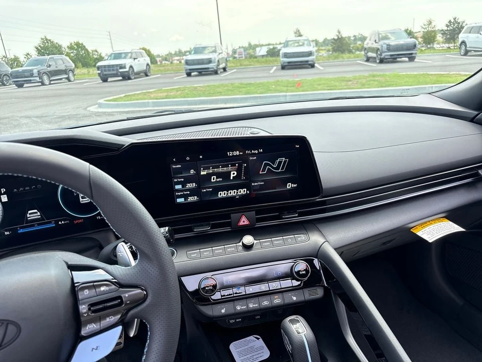 2026 Hyundai Elantra - Image 17 of 31