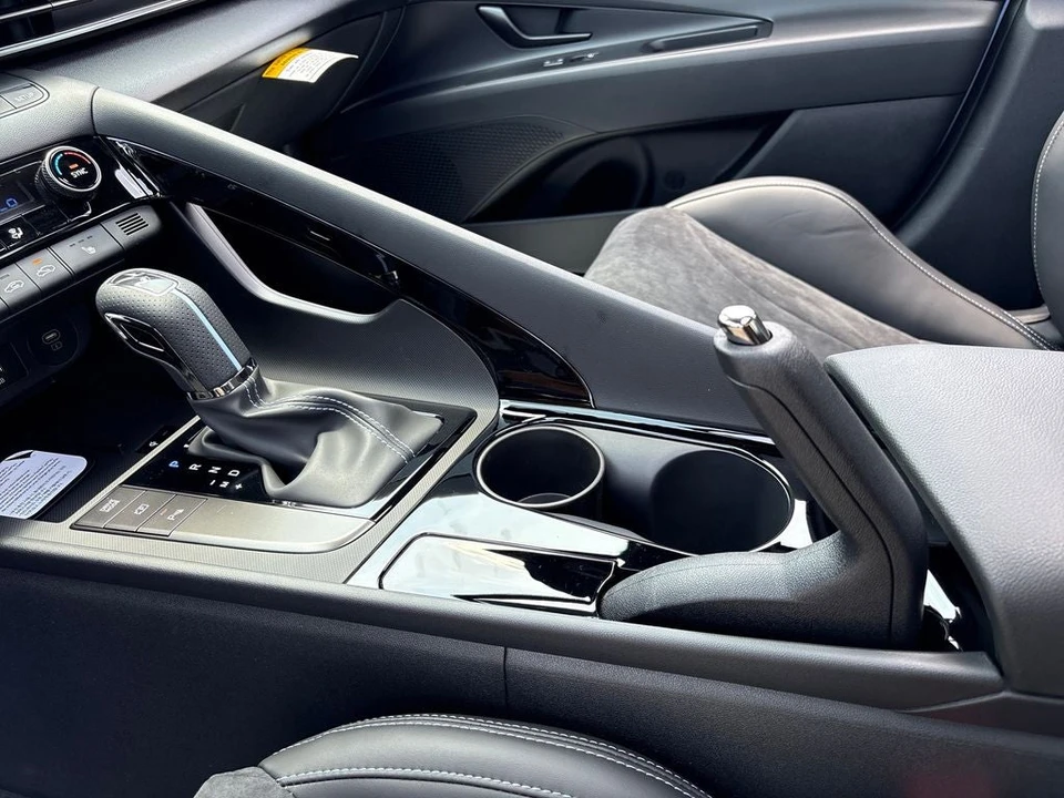 2026 Hyundai Elantra - Image 18 of 31