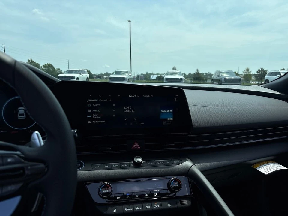 2026 Hyundai Elantra - Image 19 of 31